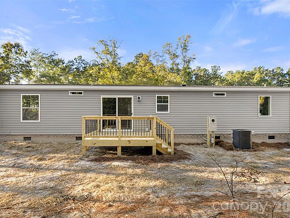 3rd image of 1743 Beaker Rd