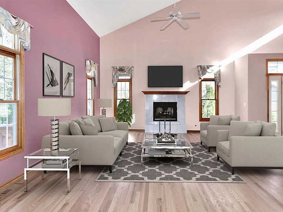 3rd image of 14540 Club Circle Dr