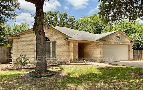 1102 Leah Ln Photo 1