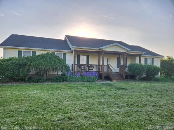 2400 S Mount Pleasant Rd, Stockbridge, MI 49285