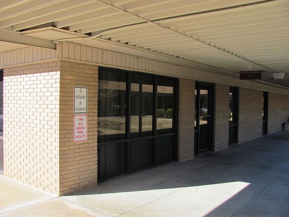 2nd image of 2400 Wayne Memorial Dr Suite E