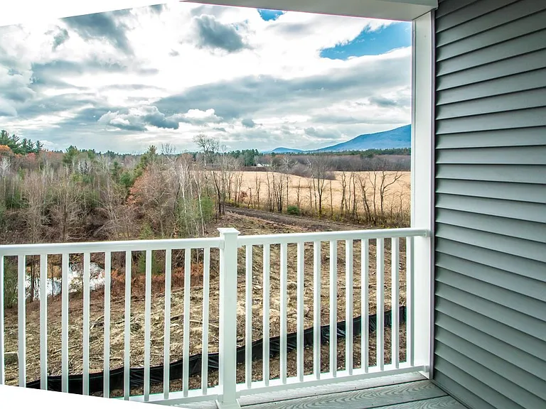 38 Alpine Place Dr #210 — Photo 6