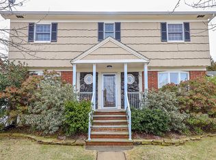 74 E Figurea Ave, Staten Island, NY 10308