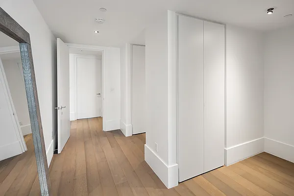 Rented by Keller Williams NYC | media 17