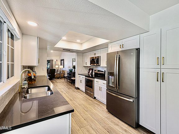 4th image of 18814 N 95TH Avenue