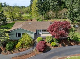 20916 Edwards Rd E, Lake Tapps, WA 98391