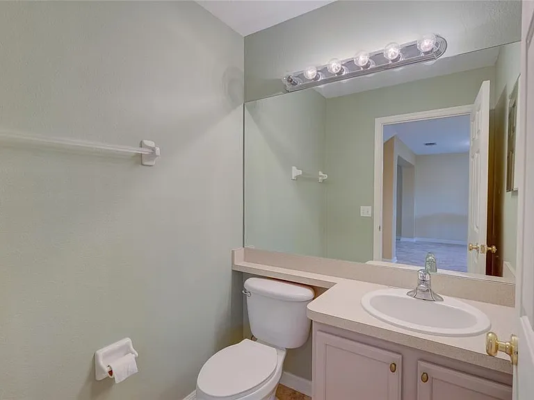 13298 Thoroughbred Loop — Photo 9