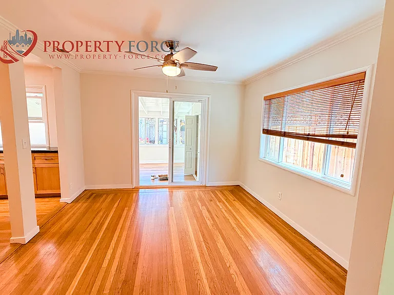 1623 Howard Ave — Photo 14