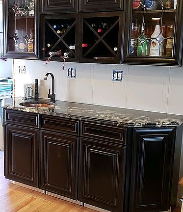 Wet Bar in Kitchen