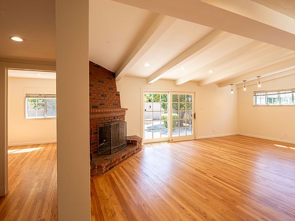 4th image of 23216 Friar St