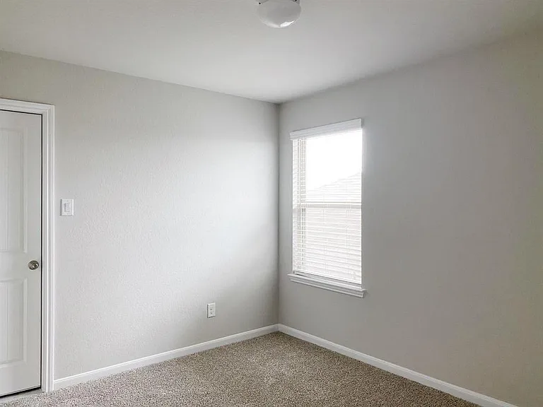 29630 Juniper Ct — Photo 11