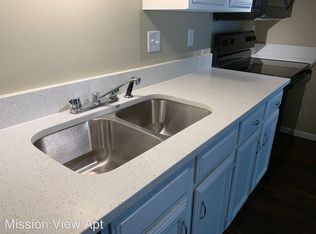 5933 Outlook St APT 3, Mission, KS 66202