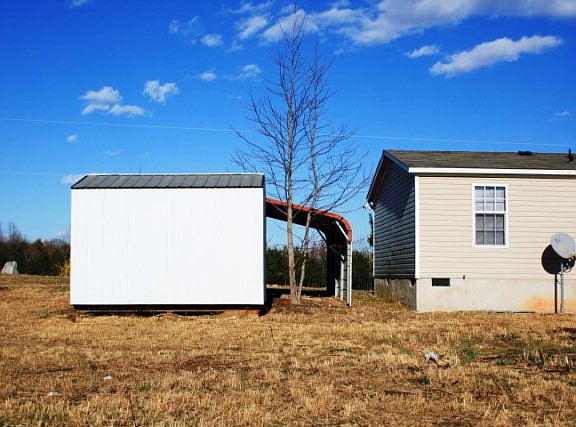 5th image of 306 Willow Green Ln