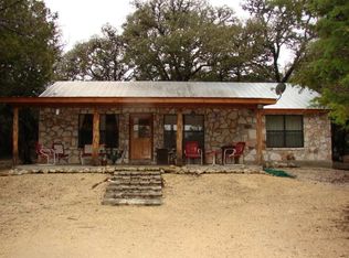 303 River Place Rd, Rio Frio, TX 78879