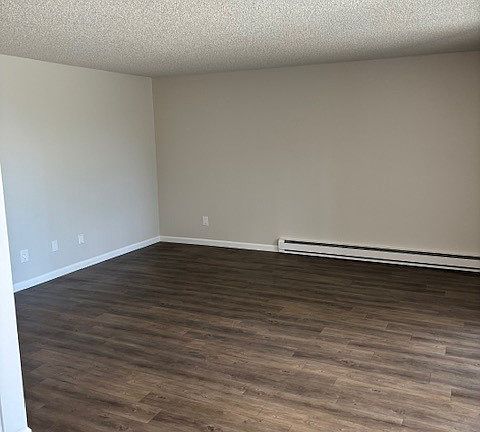 2nd image of 709 N I St APT 3