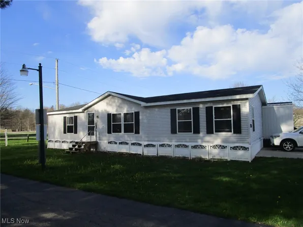 121 Dorsey Ave, Orwell, OH 44076