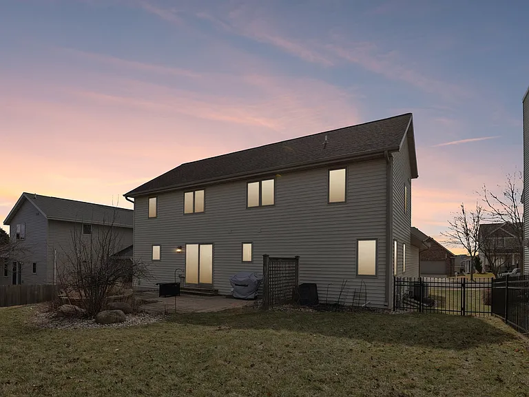 9414 Whippoorwill Way — Photo 3