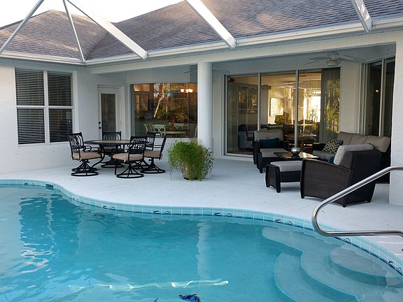 3rd image of 2474 SW Monterrey Ln