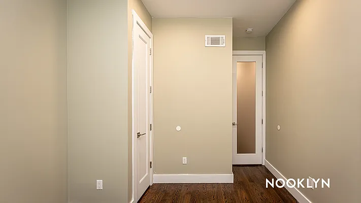 Rented by Nooklyn NYC LLC | media 17