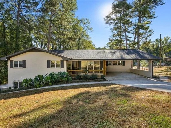 2432 Kelly Lake Dr, Decatur, GA 30032