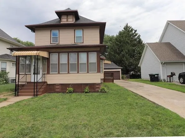 1808 Pinkney St, Omaha, NE 68110
