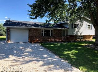 404 S East St, Hudson, IL 61748