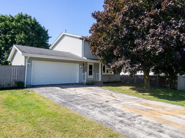 6741 Jacobsen LANE, Racine, WI 53406