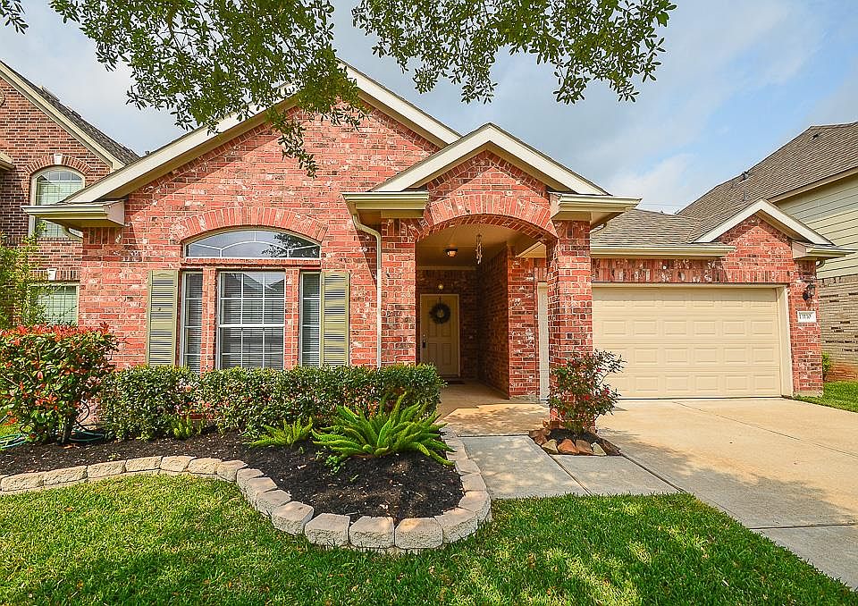 1st image of 13110 Orchard Green Dr