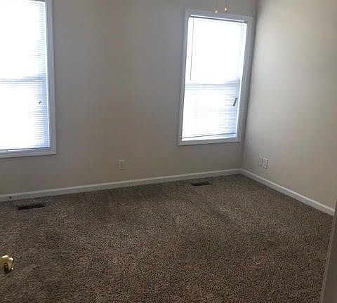 2nd image of 465 Caney Ln