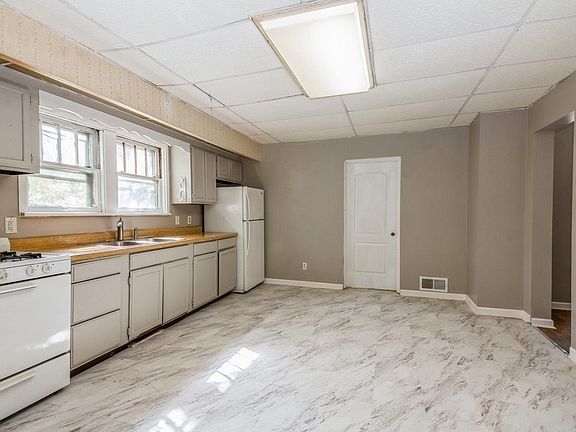 Unit 1 - Kitchen and Dining