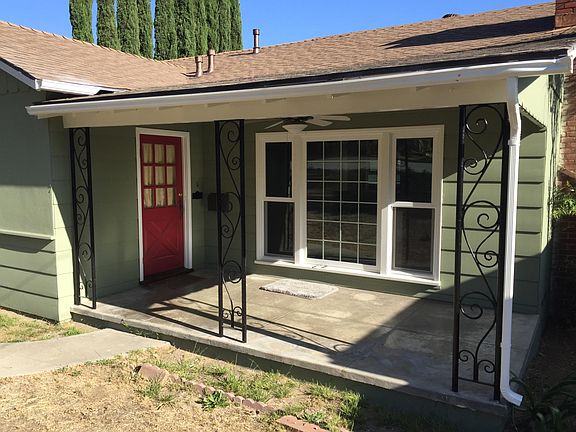 3rd image of 678 Mariposa Ave