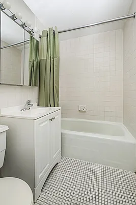 Rented by Compass | media 8