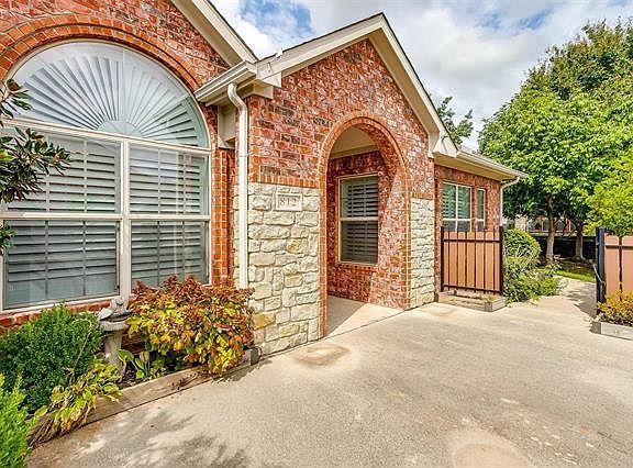 3rd image of 3200 Rosemeade Dr Unit 812