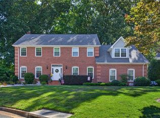 508 Birkdale Ct, Yorktown, VA 23693