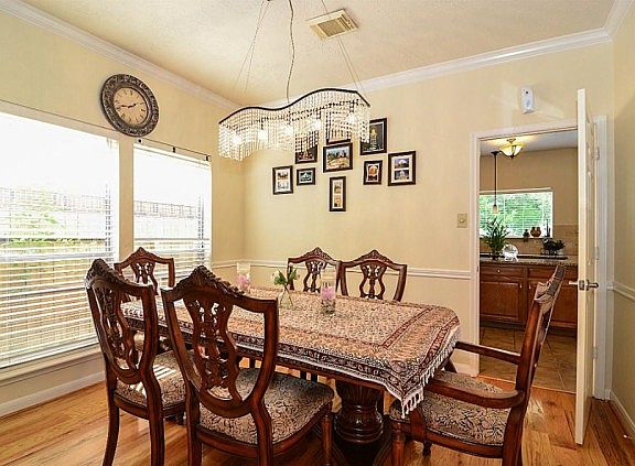 5th image of 15810 Spruce River Ct