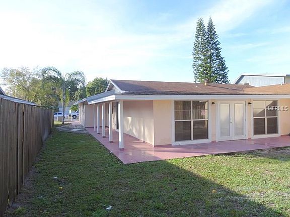 5th image of 6807 Fountain Ave