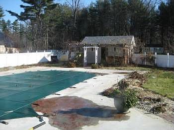 5th image of 5 Roberts Ct