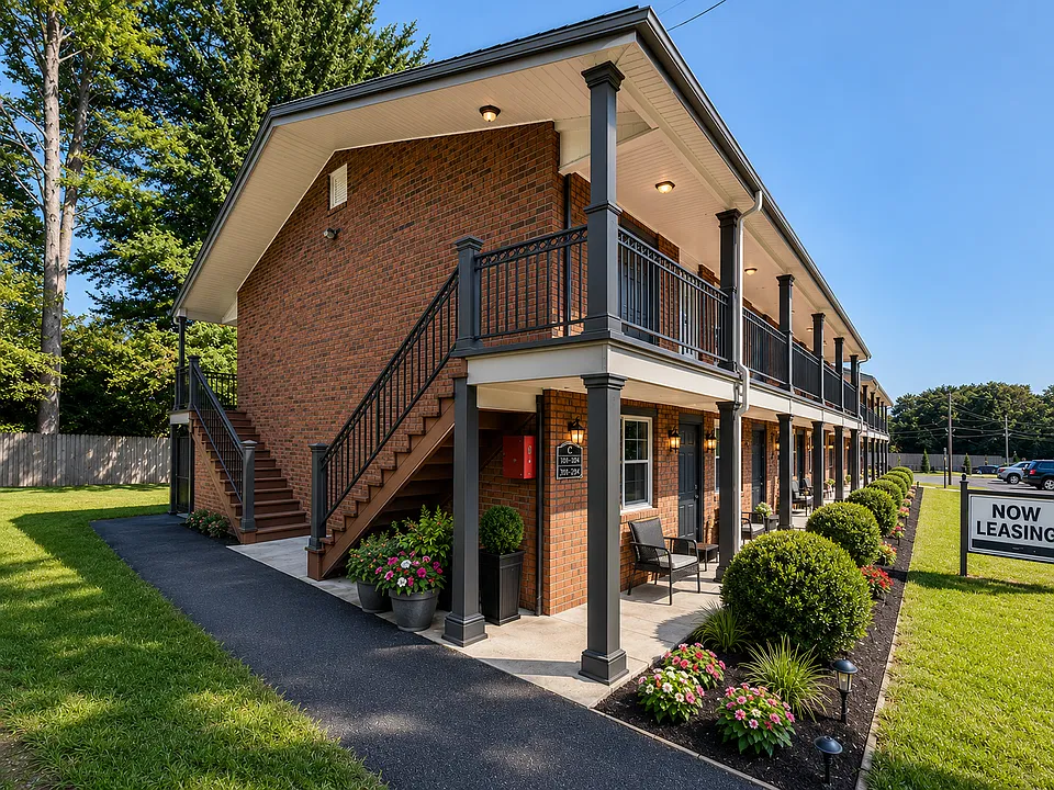 21 Dwight St #9
