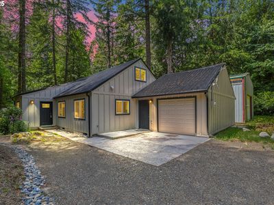 23595 E Lolo Pass Rd, Rhododendron, OR, 97049