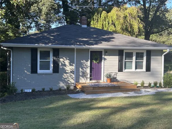 916 Sharon Cir SE, Smyrna, GA 30080