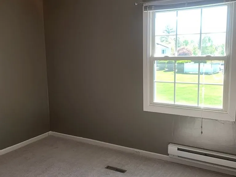 967 Stratford Ct — Photo 23