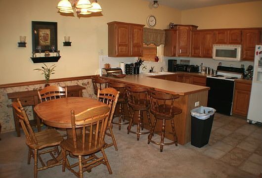 Dining/Kitchen