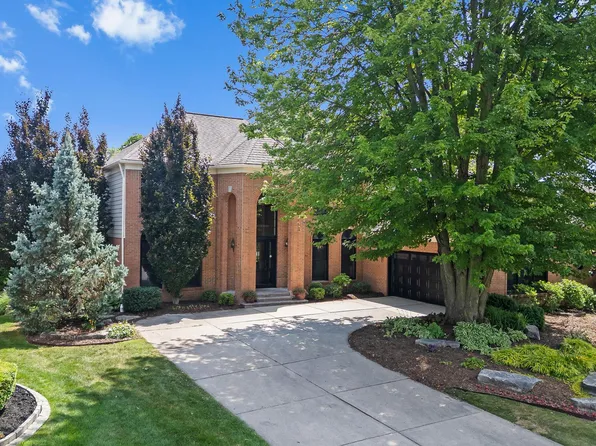 1257 Lake Shore Blvd, Lake Orion, MI 48362