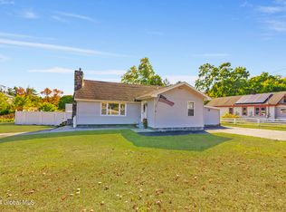 160 Sunnyside Rd, Queensbury, NY 12804