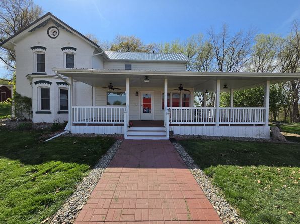 1761 Highway 275