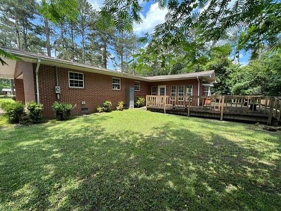 2nd image of 1133 Pinecove Dr