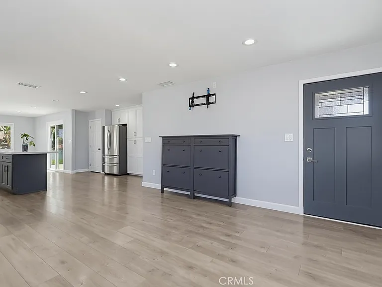 15811 Rosalita Dr — Photo 5