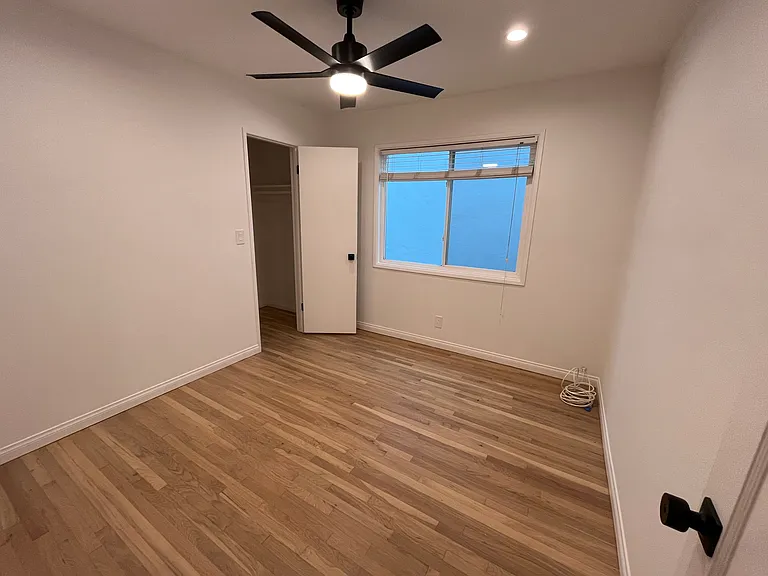 729 Longfellow Ave — Photo 10