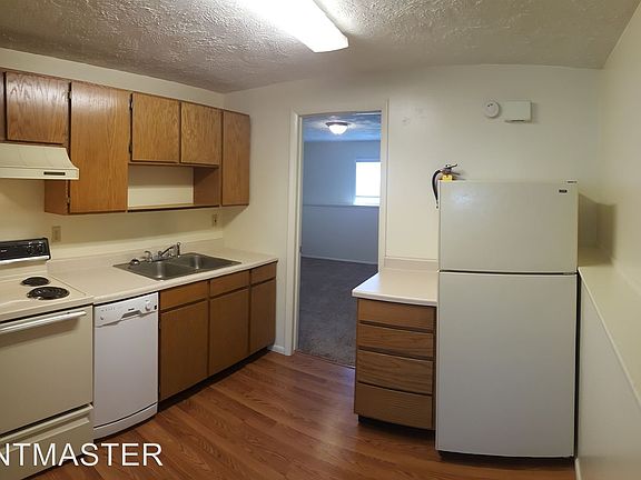 5th image of 234 W 1st S APT 106