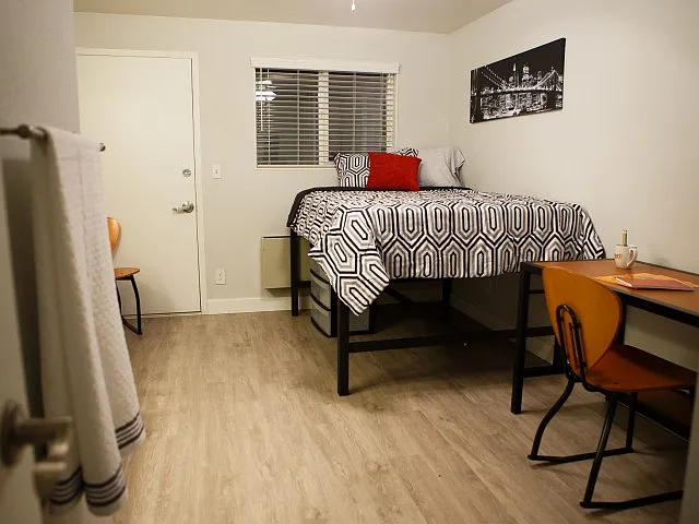 Capri Apartments at Eugene — Photo 16
